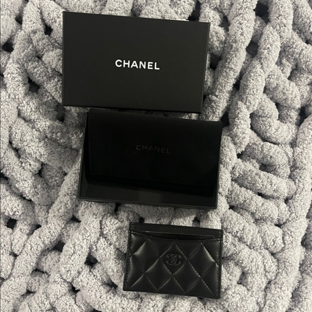 Chanel Lambskin So Black Quilted Card Holder